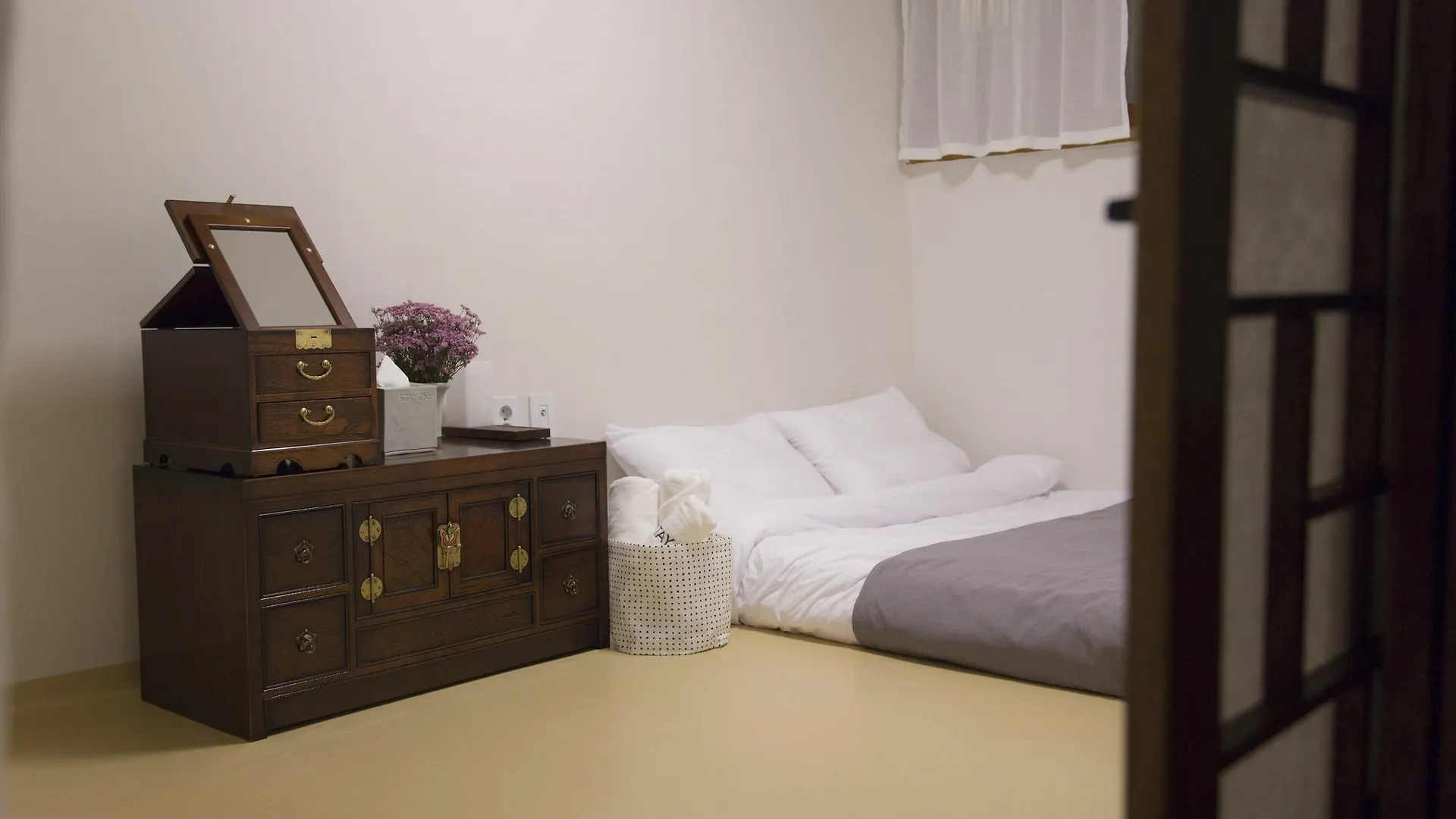 Stay 256 Hanok Guest House Szöul 2*,